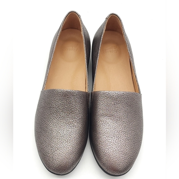 Dansko Larisa Women's Metallic Pewter Slip On Flats Size 7.5-8 EU 38 - Picture 4 of 9